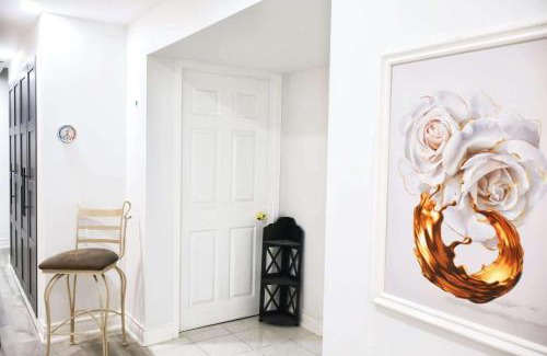 Glen Abbey House | Ivy Den