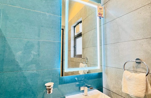 Kinshasa Hotel | Ixoras Hotel Lemba