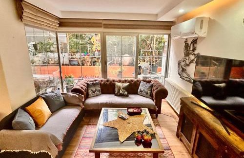 Karabaglar Apartment | Izmir Home & Garden