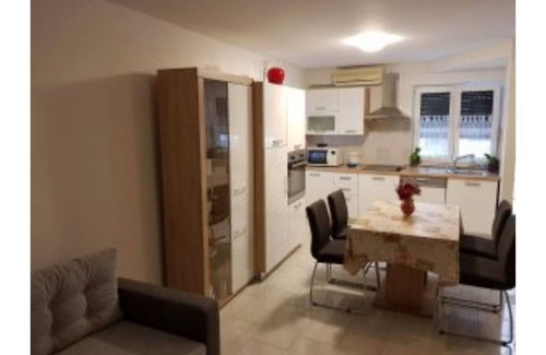 Koper Apartment | Izola City Center – One bedroom apartment with terrace