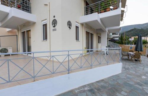 Gefira Mpania Apartment | Izzy's apartment