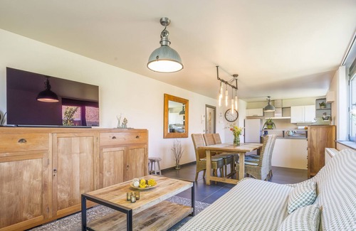 Esen Apartment | J and R Flanders Fields Holiday Homes - Unit 2