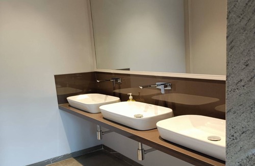 Jogeshwari West Hotel | J Hotel and Banquets