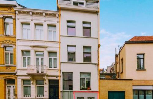 Brederode Apartment | J1 - Urban studio in Antwerp