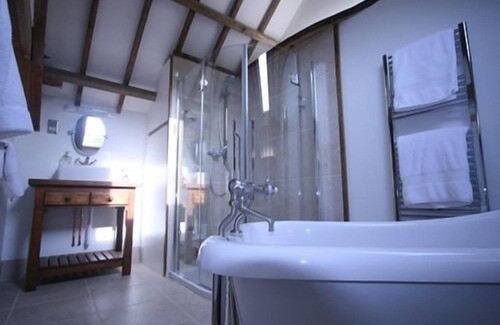 Whitland House | Jabajak Vineyard Restaurant With Rooms