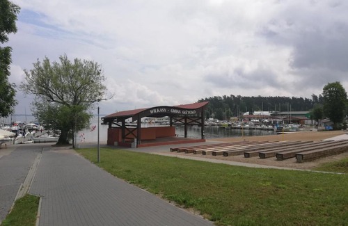 Wilkasy Boat Rental | Jacht motorowy Nautika 1300 VIP