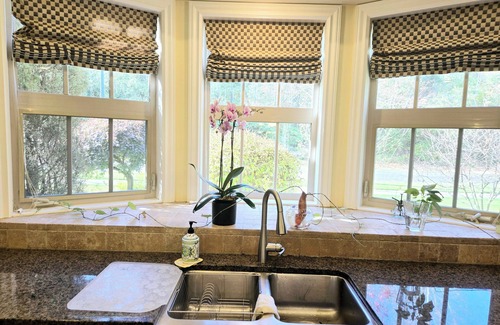 Surrey House | Jack and Jill Room