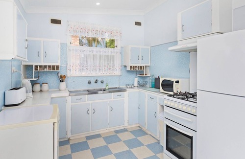 Gerringong House | Jack's Place - Cozy Retreat