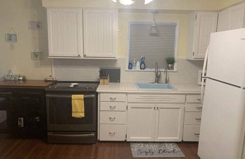 Pocatello House | Jacki Lynn's Pocatello Cottage Home! Full house! Fenced yard!