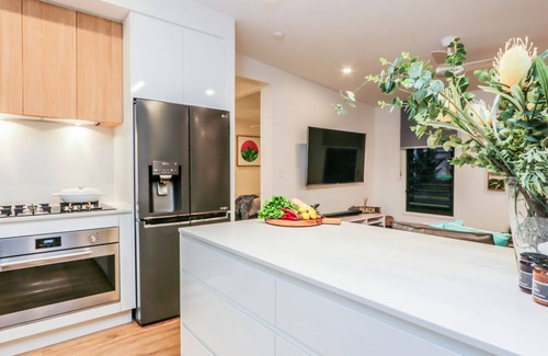 Seventeen Seventy House | JACKS PLACE B - 1770 waterfront