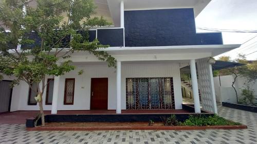 Nallur House | Jaffna Rockland