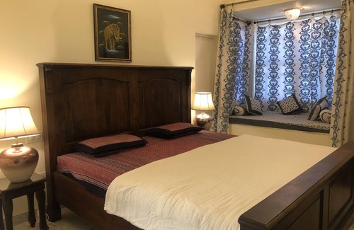 Udaipur District House | Jai Villa Homestay