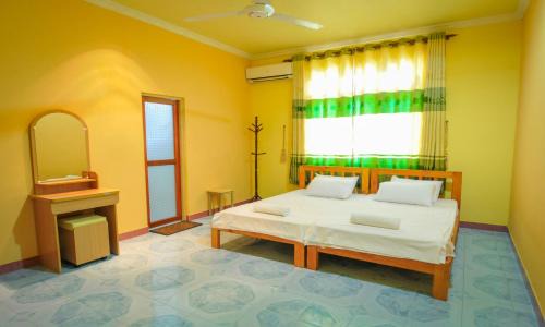 Himmafushi House | Jail Break Surf Inn