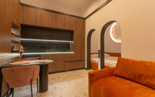 Old Town Apartment | Jais Home-Moon Apartment Old Town