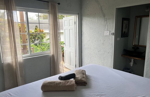 Moore Town Hotel | Jamaica Colors Eco-Retreat Hotel and Spa