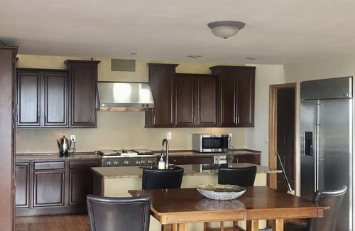 Jamesville House | Jamesville New York - Top Of The World Views