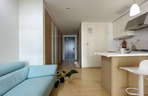 Songpa Apartment | Jamsil Galleria 1bedroom+1living room STN 5min
