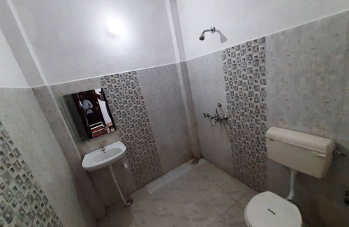 Auli House | Janardan Homestay Lucknow