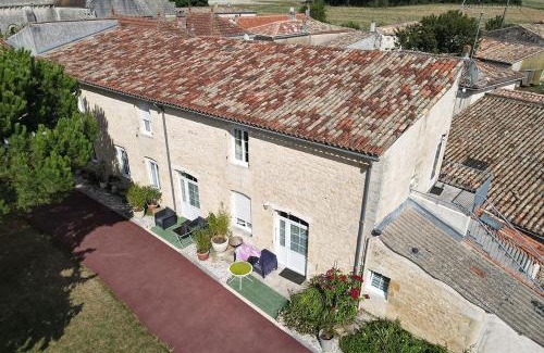 Bois Bed & Breakfast | Jardin d'arcy - chambres d'hôtes avec piscine et SPA