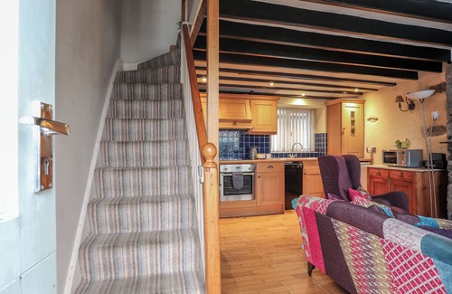 Conwy Cottage | JASMIN COTTAGE, pet friendly, luxury holiday cottage in Conwy