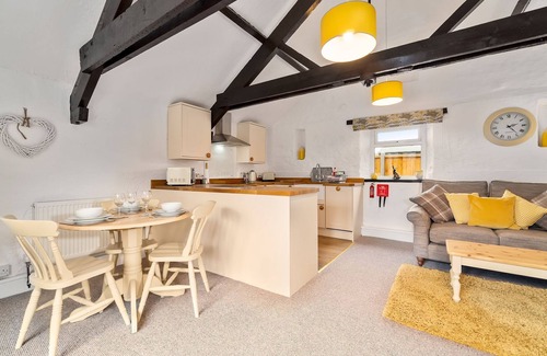 Paignton Cottage | Jasmine Cottage @ Old Mill Cottages