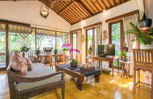 Sanur Kauh Hotel | Java Wood Teak House Charming 2-bedroom fully furnish Sanur Bali