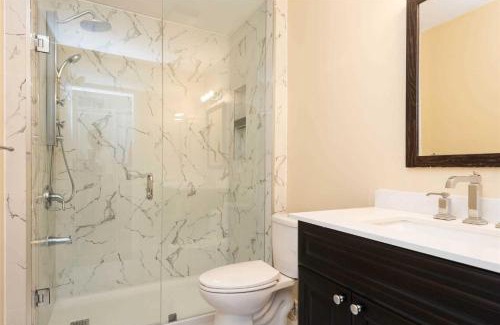 Meadowvale Village House | Jazzy Home Stay