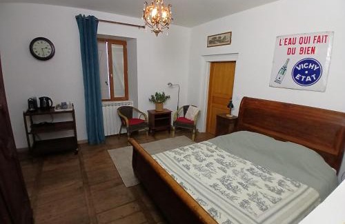 Prudhomat Bed & Breakfast | Jean Moulierat