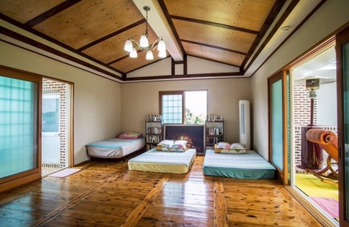 Jocheon House | Jeju Samda Love Pension
