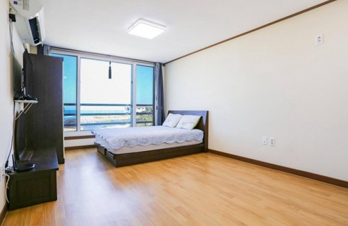 Jeju City House | Jeju Udo Baram Story Pension
