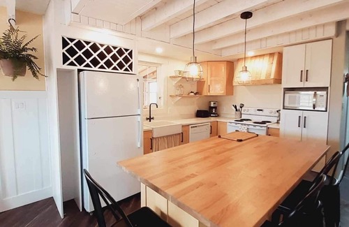 French Village Cottage | Jellybean cottage