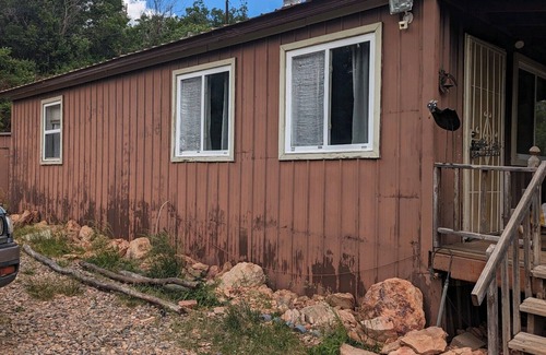 Gallina Cabin | Jemez Mountain Retreat