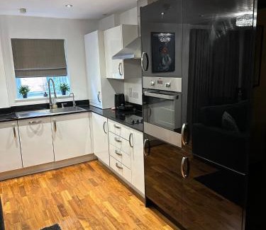 Dartford Apartment | JEMNACYA Apartments