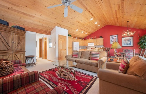 Teton Pines House | JHRL - Teton Pines Townhome #2