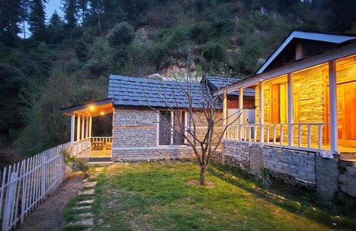 Jibhi House | Jibhi Village