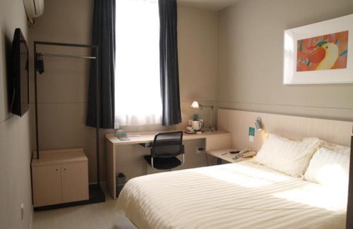 Huayuan Road Area Hotel | Jingjiang Inn Zhengzhou Hongqi Road