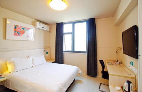 Baohe Hotel | Jinjiang Inn Hefei Huizhou Avenue