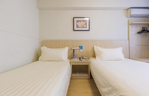 Xihu Hotel | Jinjiang Inn - Nanchang Chuanshan Road