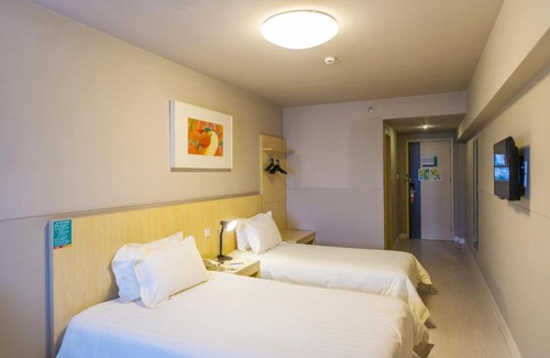 Qinhuangdao City Center Hotel | Jinjiang Inn Qinghuangdao Hebei Avenue Sun City
