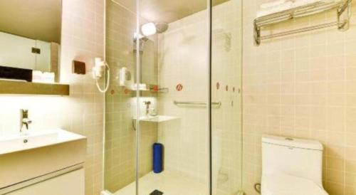 Harbin City Center Hotel | Jinjiang Inn Select Harbin Zhongyang Street Pedestrian Street Airport Bus Station