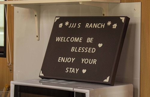 South Kolan House | JJJ's Ranch Farm 1 by Tiny Away