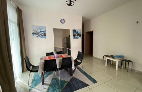 Jenjarom House | jm homestay semi d premium