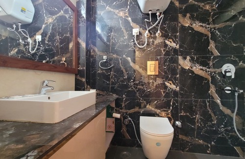 Vasant Kunj Bed & Breakfast | JMD Residency