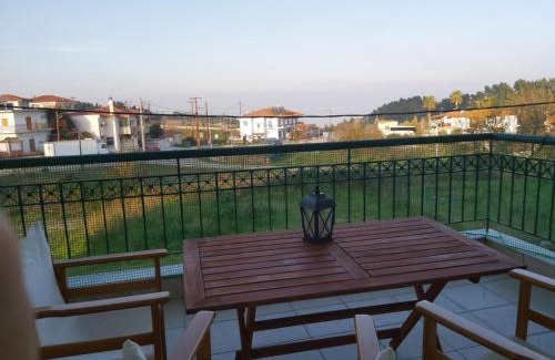Paliouri Apartment | Jo's BNB