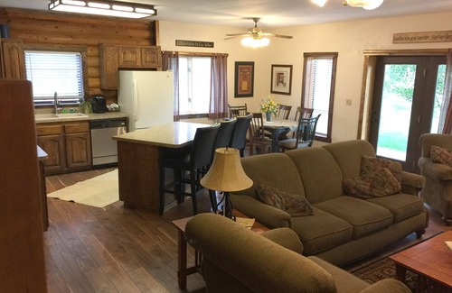 Afton House | Johnson's Country Cabin - One price rents the entire home!
