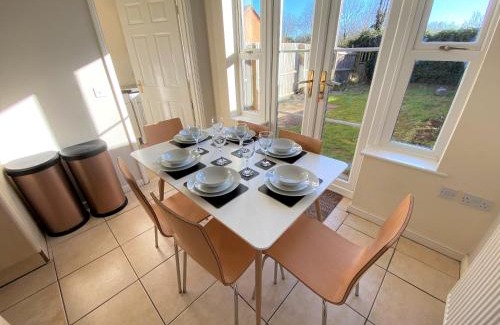 Wellingborough Apartment | Johnson Townhouse