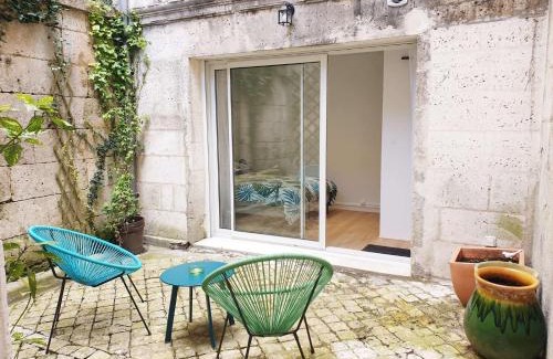 Angouleme Apartment | Joli T2 centre ville avec cour, climatisation et fibre