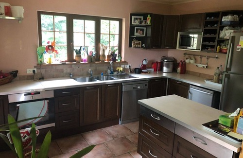 Saint-Sauveur-en-Puisaye House | Jolie Maison de 8 Personnes Piscine Privée Chauffée Calme