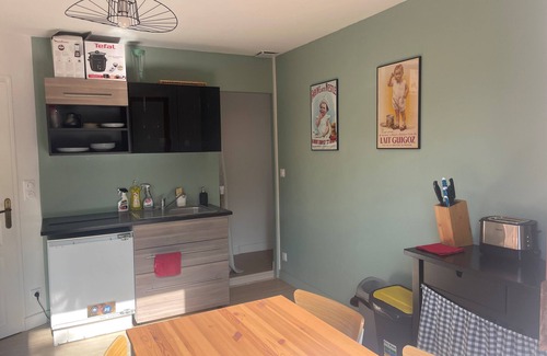 Fondettes House | Jolie Maison Proche de Tours Avec Piscine Chauffée et Terrasse Privée