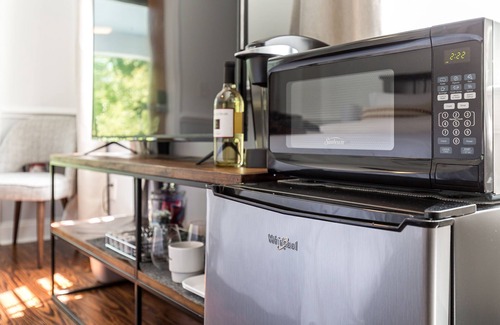 Cannonborough Elliotborough Condo | Jonathan Jasper Wright Inn